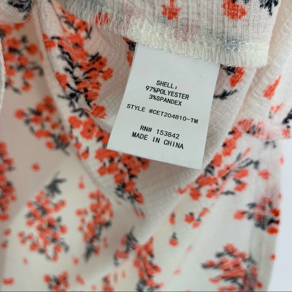 Nordstrom MELLODAY Ruffle Trim Neck Front Button Floral Print Top Size S - Picture 7 of 10